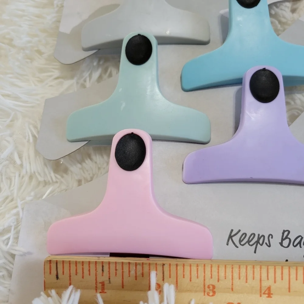 Core Kitchen Magnetic Bag Clip set